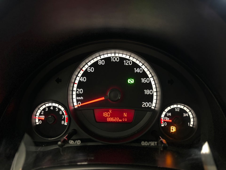 VW Up! 1,0 75 Move Up! ASG BMT 5d