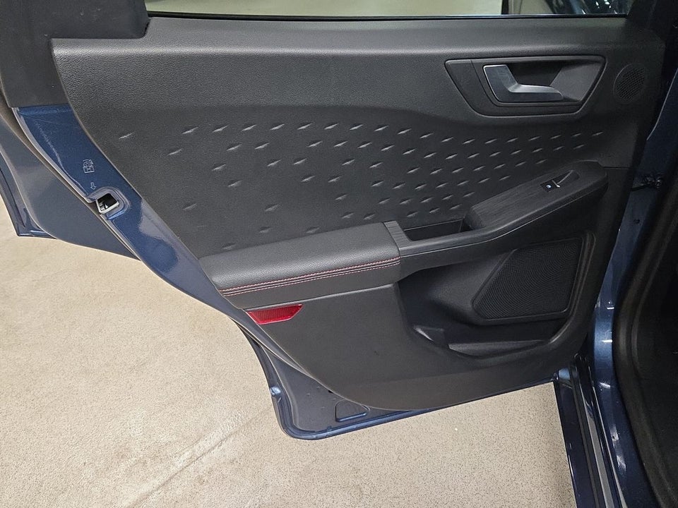 Ford Kuga 2,5 PHEV ST-Line X CVT 5d