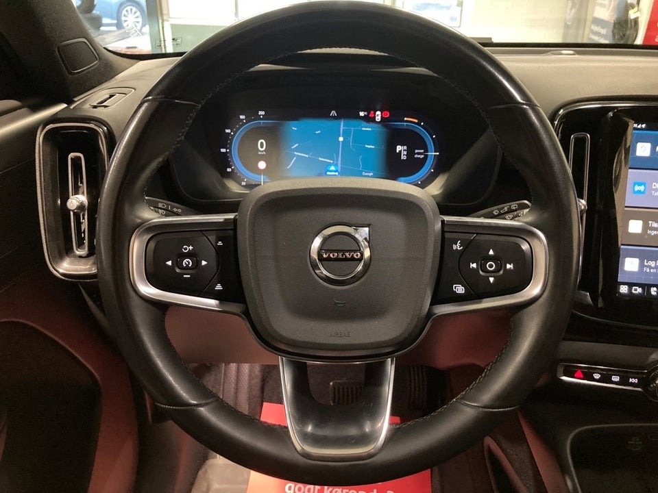 Volvo XC40 ReCharge Start 5d