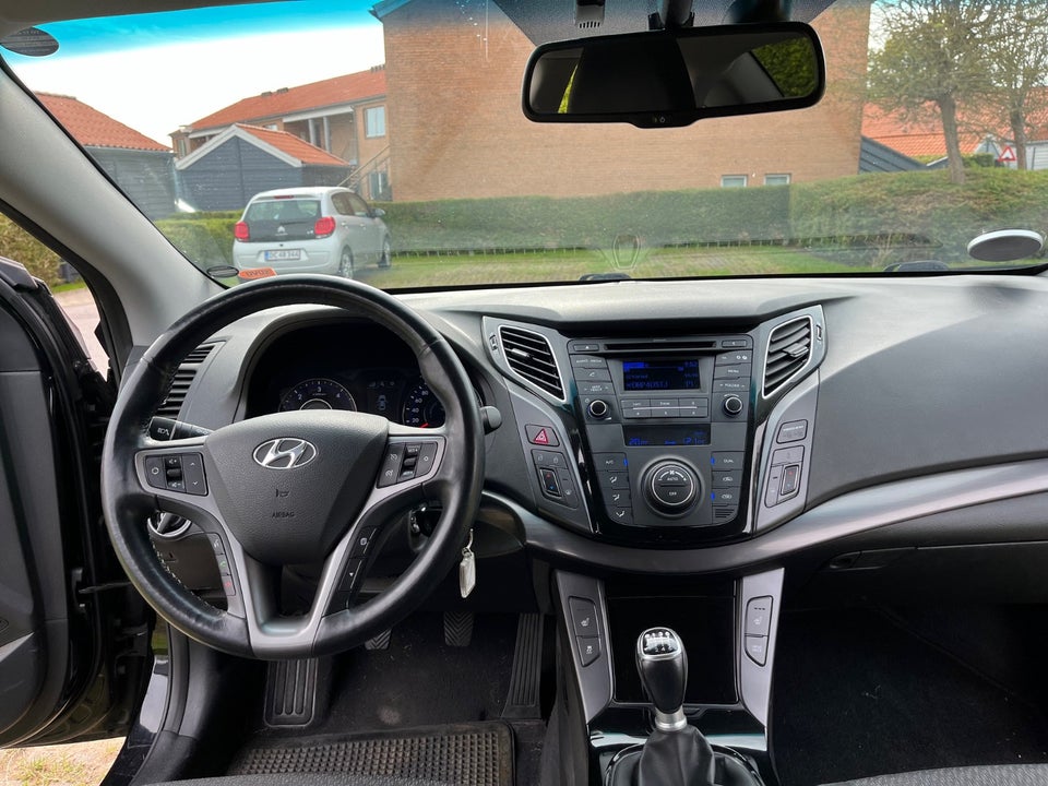 Hyundai i40 1,7 CRDi 115 Trend 4d