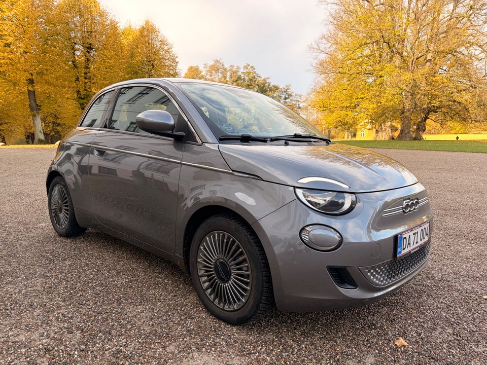 Fiat 500e 42 Icon 3d