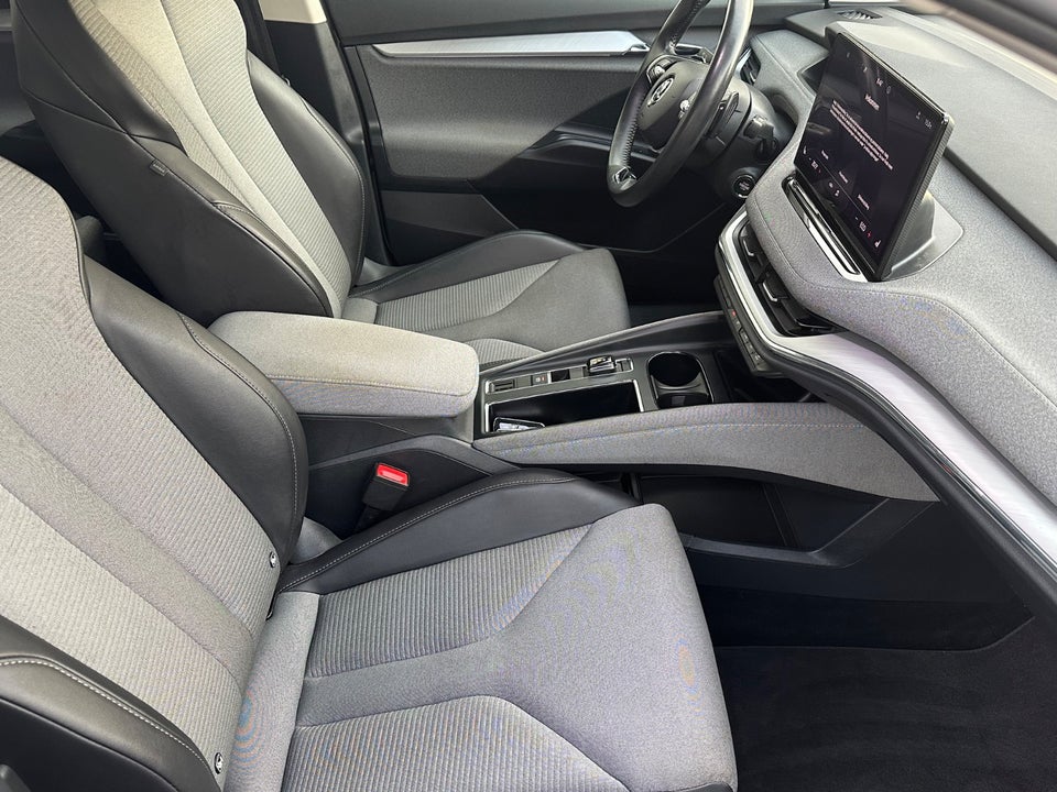 Skoda Enyaq 80 iV Loft 5d