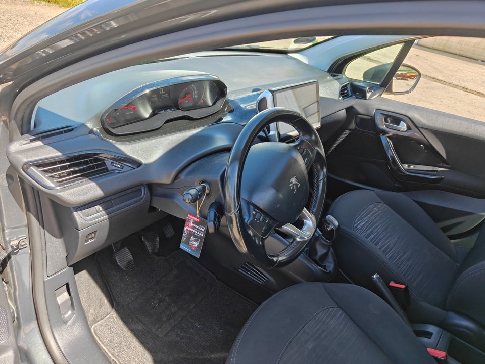 Peugeot 208 1,0 VTi 68 Active 5d