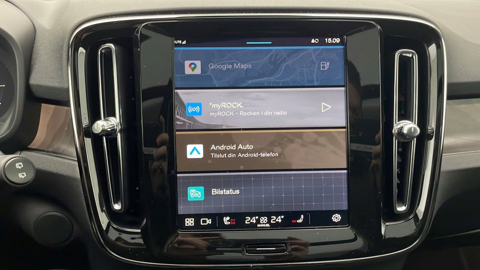 Volvo XC40 ReCharge Twin Ultimate 5d