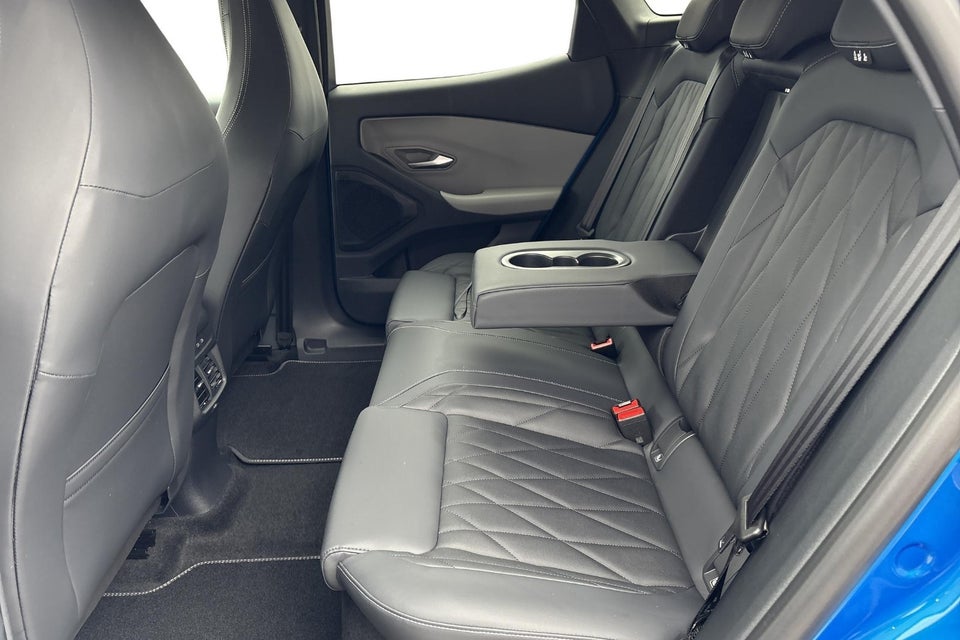 Ford Explorer 77 Premium Extended Range 5d