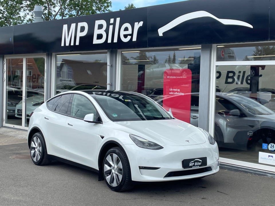 Tesla Model Y Long Range AWD 5d