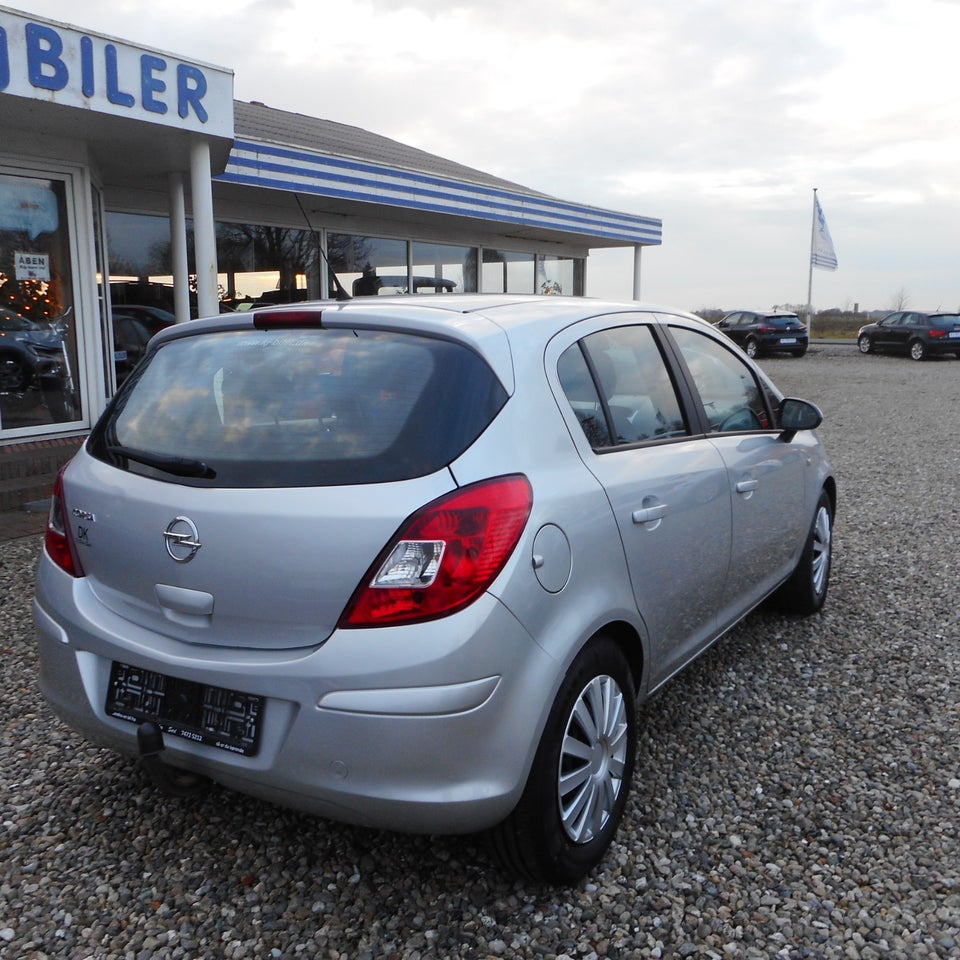 Opel Corsa 1,2 16V Cool 5d