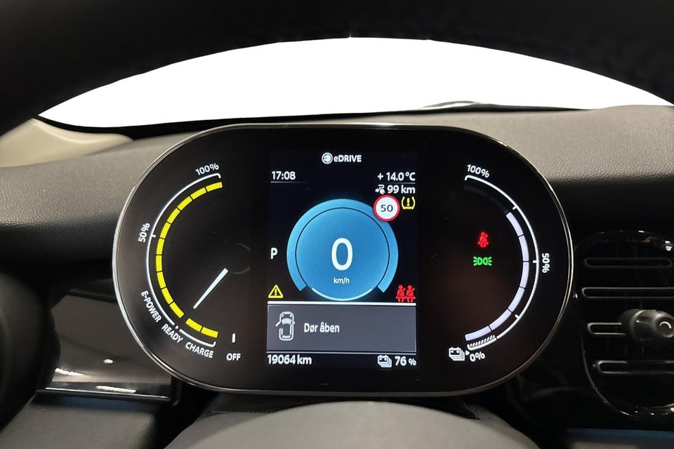 MINI Cooper SE Classic Trim 3d