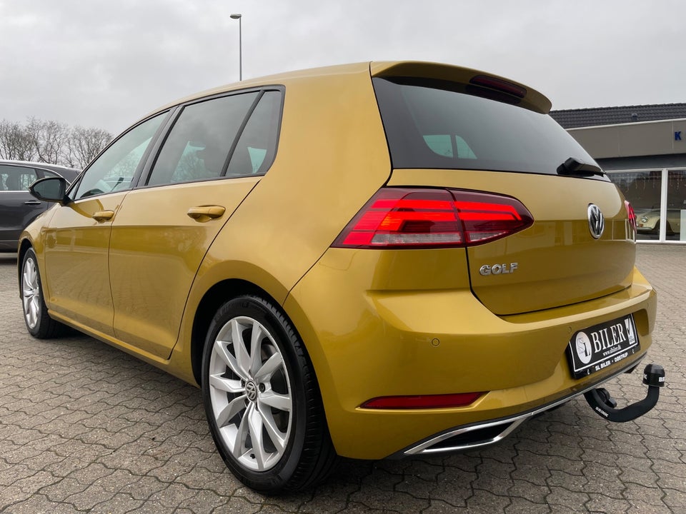 VW Golf VII 2,0 TDi 150 Highline 5d