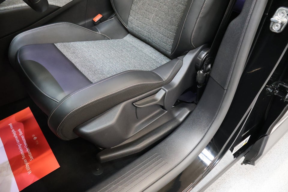 Peugeot e-5008 77 Allure Pack 7prs 5d