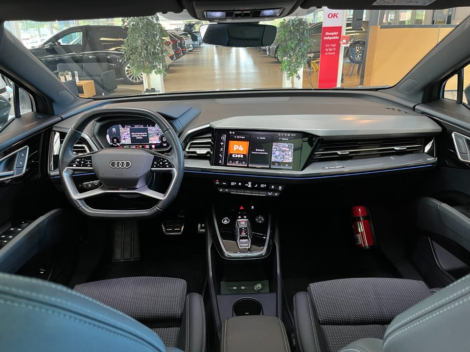 Audi Q4 e-tron 45 S-line 5d