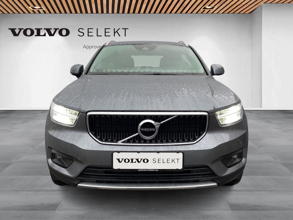 Volvo XC40 2,0 D4 190 Momentum aut. AWD 5d