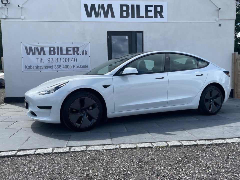 Tesla Model 3 RWD 4d