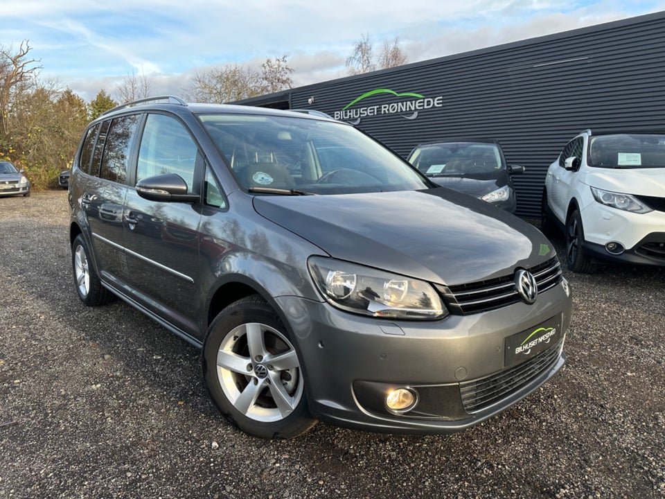 VW Touran 1,6 TDi 105 Highline DSG BMT Van 5d