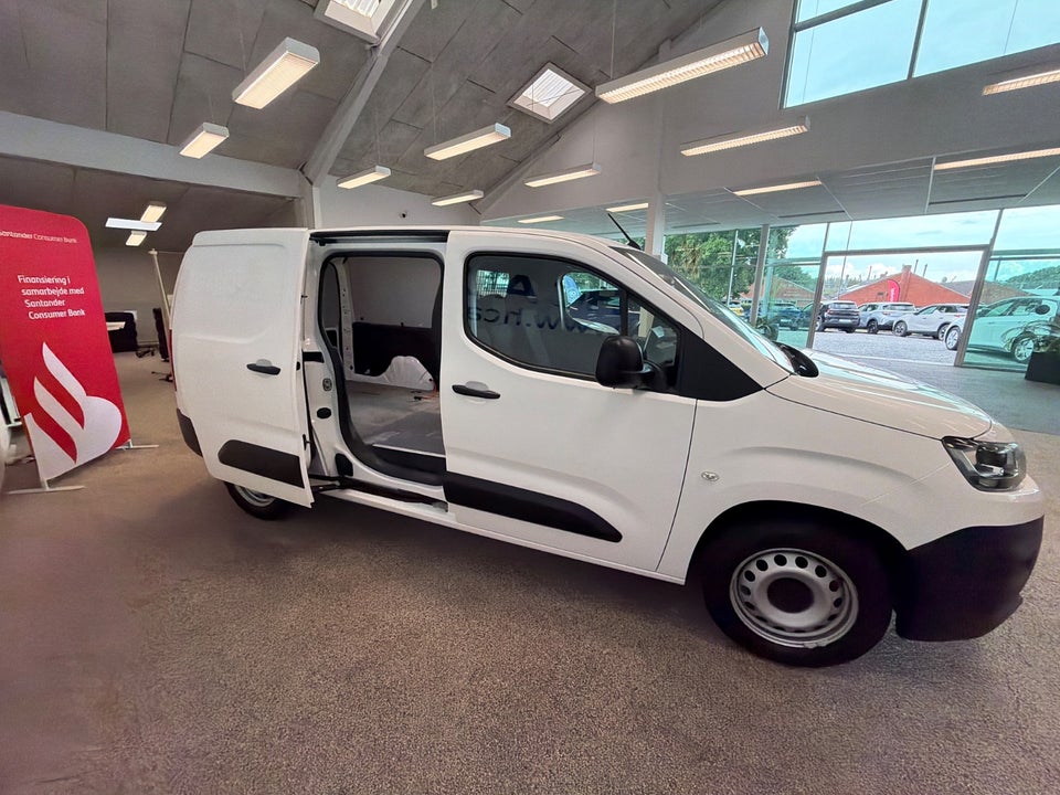 Citroën Berlingo 1,5 BlueHDi 130 L2 ProffLine EAT8 Van