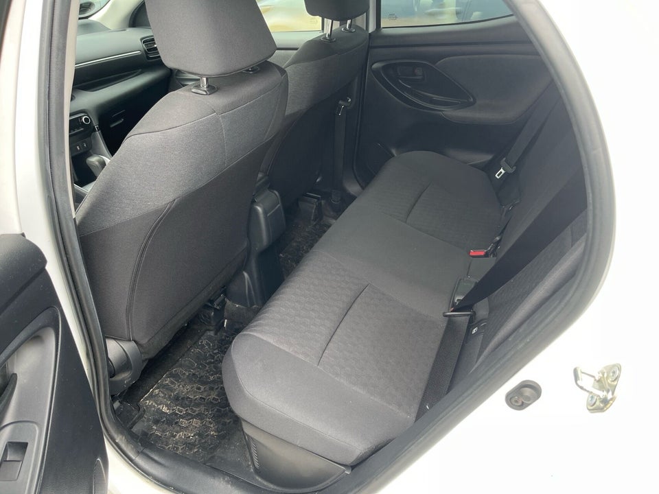 Toyota Yaris 1,5 Hybrid H3 Vision e-CVT 5d