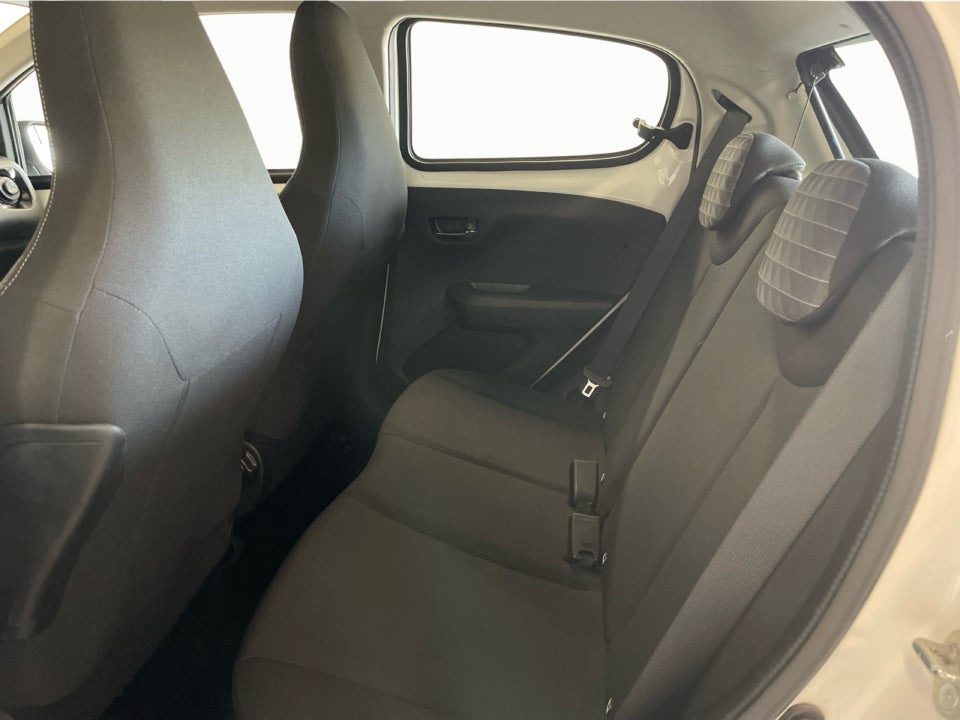 Peugeot 108 1,0 e-VTi 72 Selection 5d