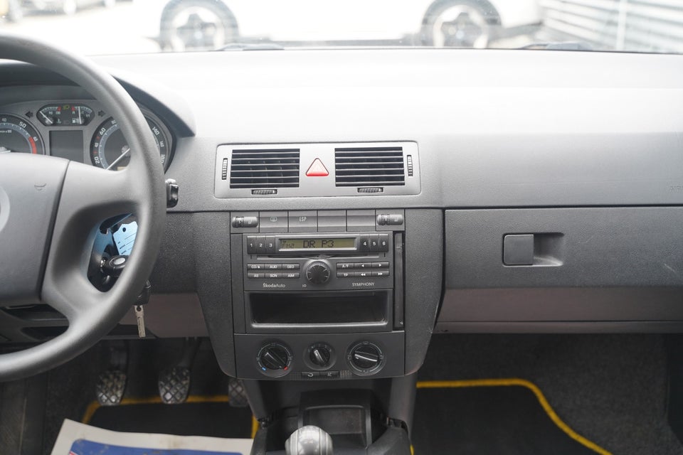 Skoda Fabia 1,2 12V Ambiente 5d