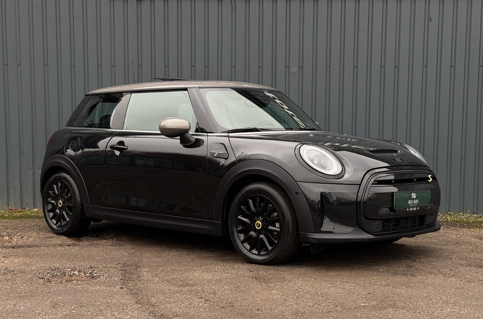 MINI Cooper SE Classic Trim 3d