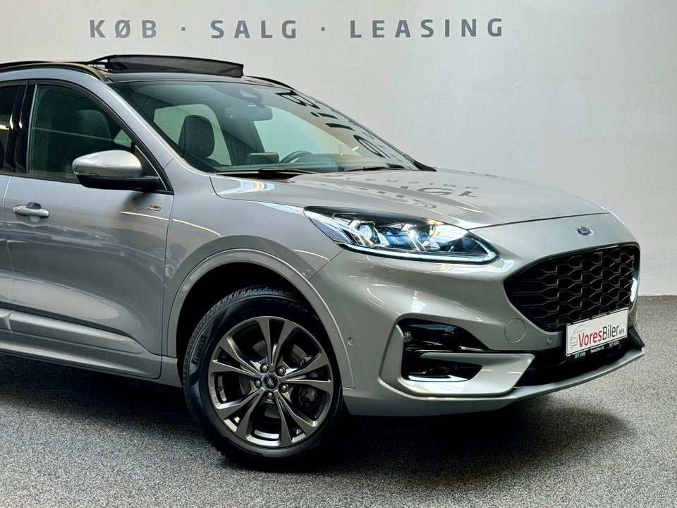 Ford Kuga 2,5 PHEV ST-Line CVT 5d