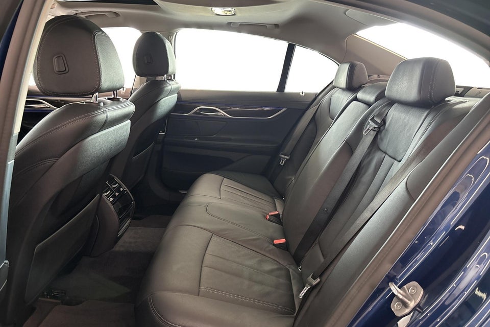 BMW 745e 3,0 Connected aut. 4d