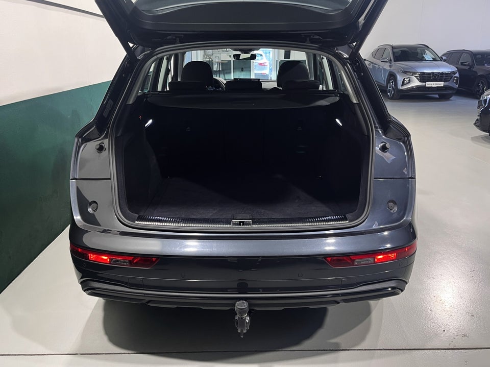 Audi Q5 40 TDi Prestige Midnight Edition quattro S-tr. 5d