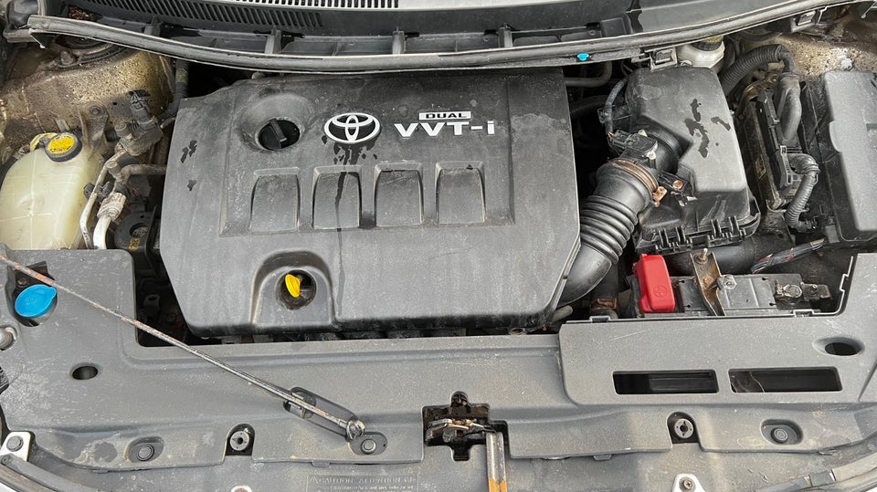 Toyota Auris 1,6 Luna+ 5d