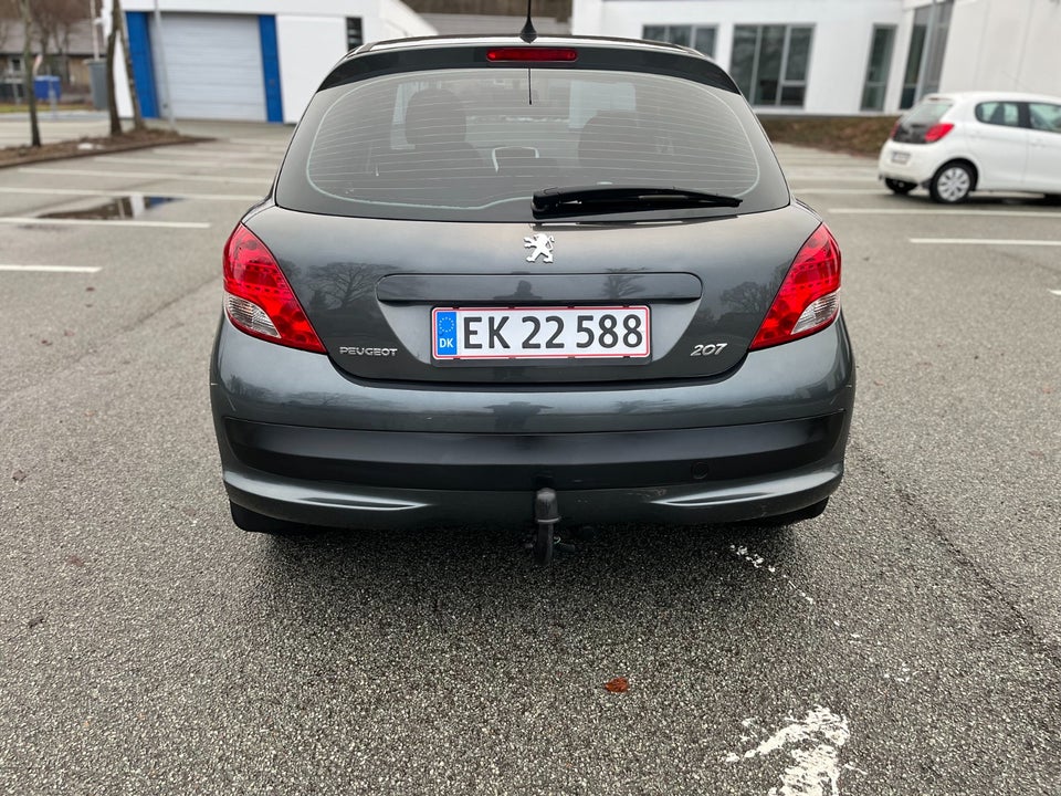Peugeot 207 1,6 HDi 92 Active 5d