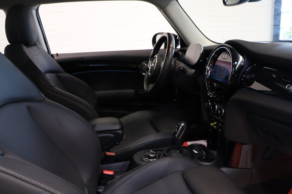 MINI Cooper SE Camden Edition 3d