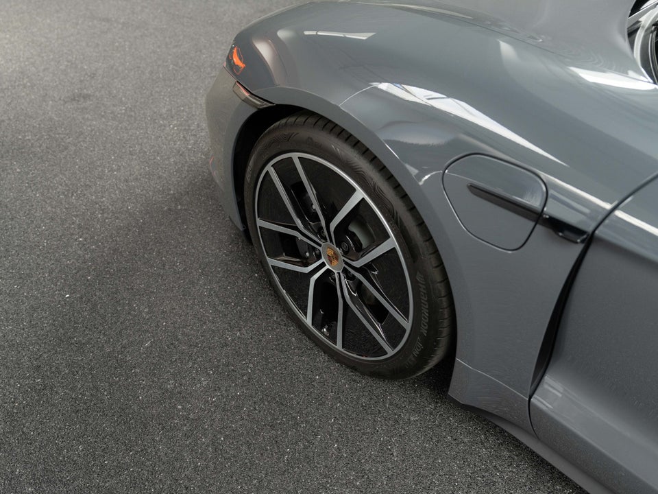 Porsche Taycan Performance+ Sport Turismo 5d