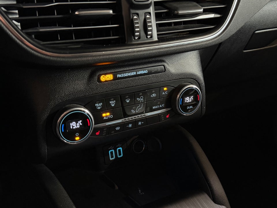 Ford Kuga 2,5 PHEV Titanium X CVT 5d