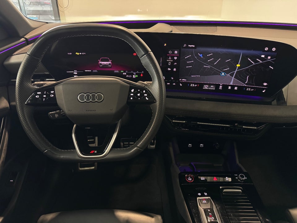 Audi SQ6 e-tron quattro 5d