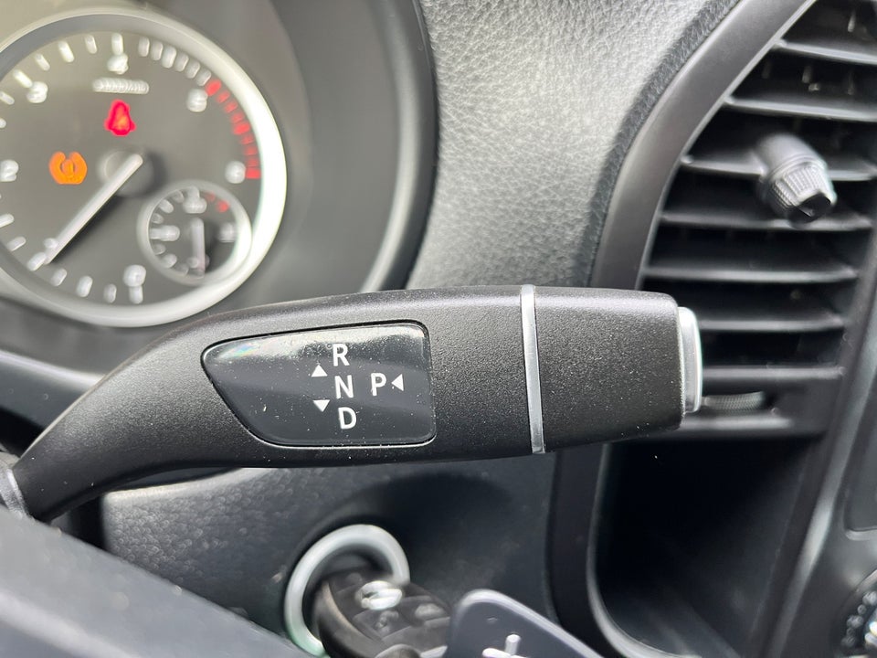 Mercedes Vito 119 2,0 CDi Kassevogn aut. L RWD