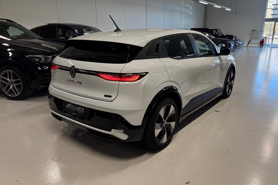 Renault Megane E-Tech 60 Equilibre 5d