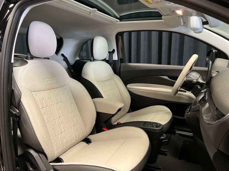 Fiat 500e 42 la Prima by Bocelli 3d