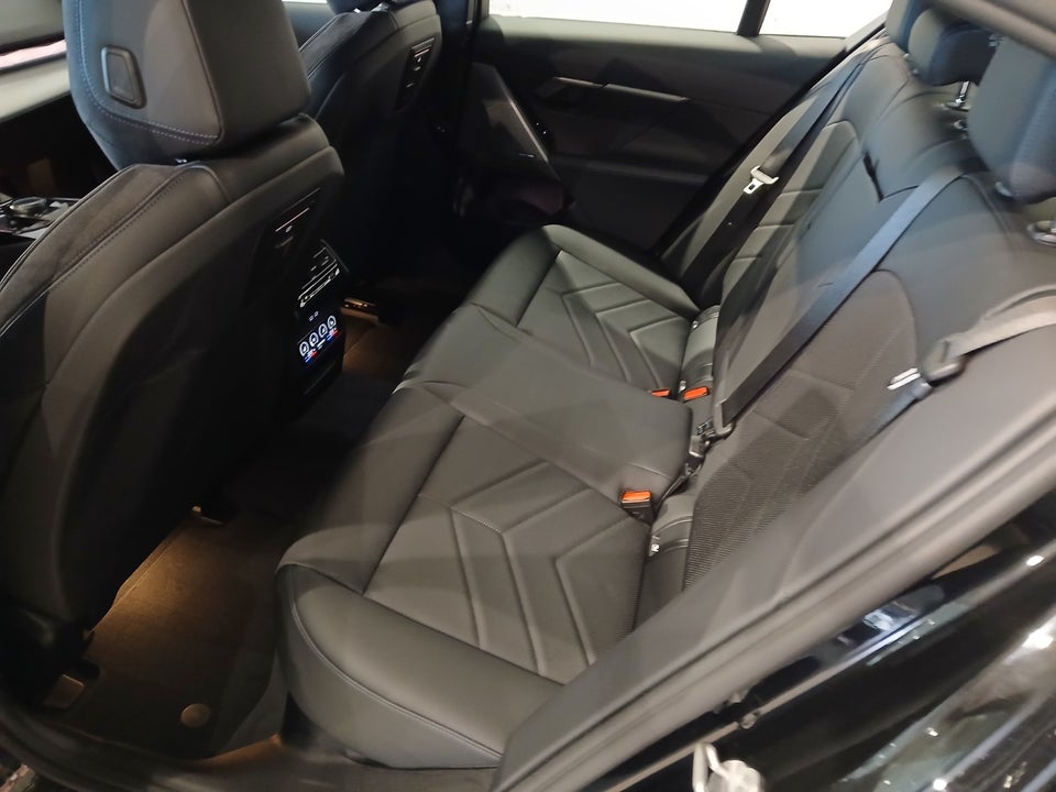 BMW i5 eDrive40 Fully Charged M-Sport 4d