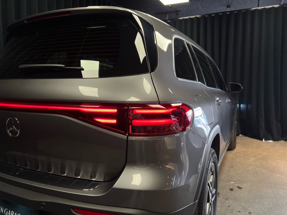 Mercedes EQB250+ AMG Line 7prs 5d