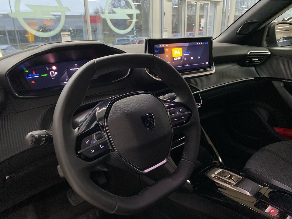 Peugeot e-2008 50 Allure 5d