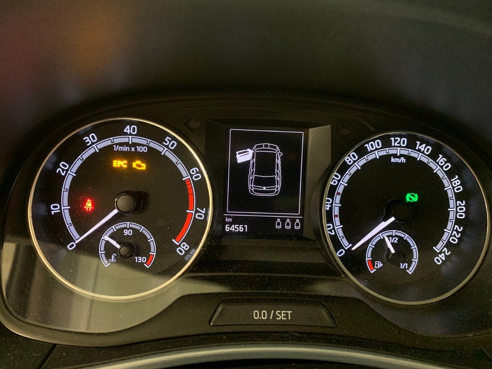 Skoda Fabia 1,0 TSi 110 Ambition Combi DSG 5d