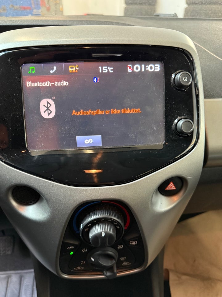 Peugeot 108 1,0 e-VTi 69 Allure 5d