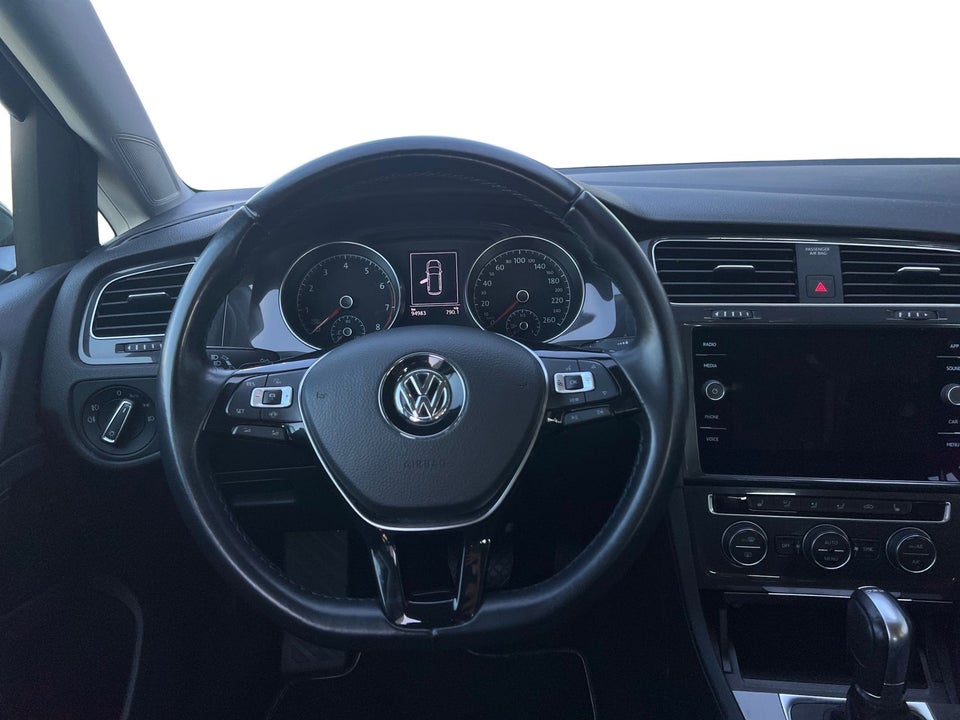 VW Golf VII 1,5 TSi 130 Comfortline DSG 5d