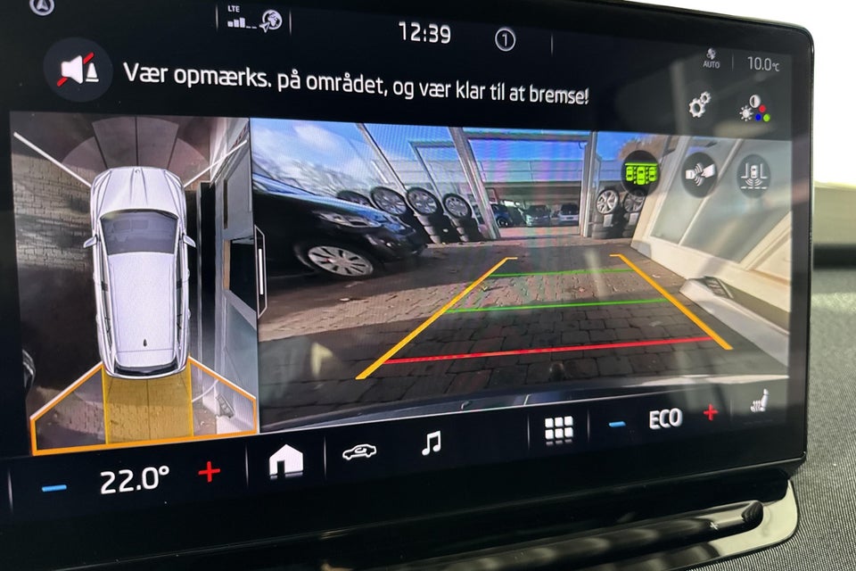 Skoda Enyaq 60 iV Plus 5d