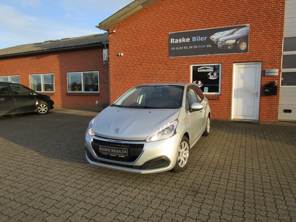 Peugeot 208 1,6 BlueHDi 100 Active 5d