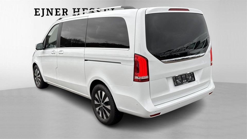 Mercedes EQV300 Avantgarde L Van