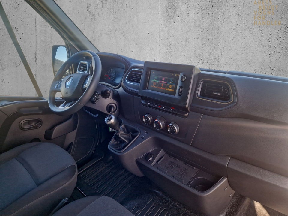 Renault Master IV T35 2,3 dCi 150 L3H2 Kassevogn