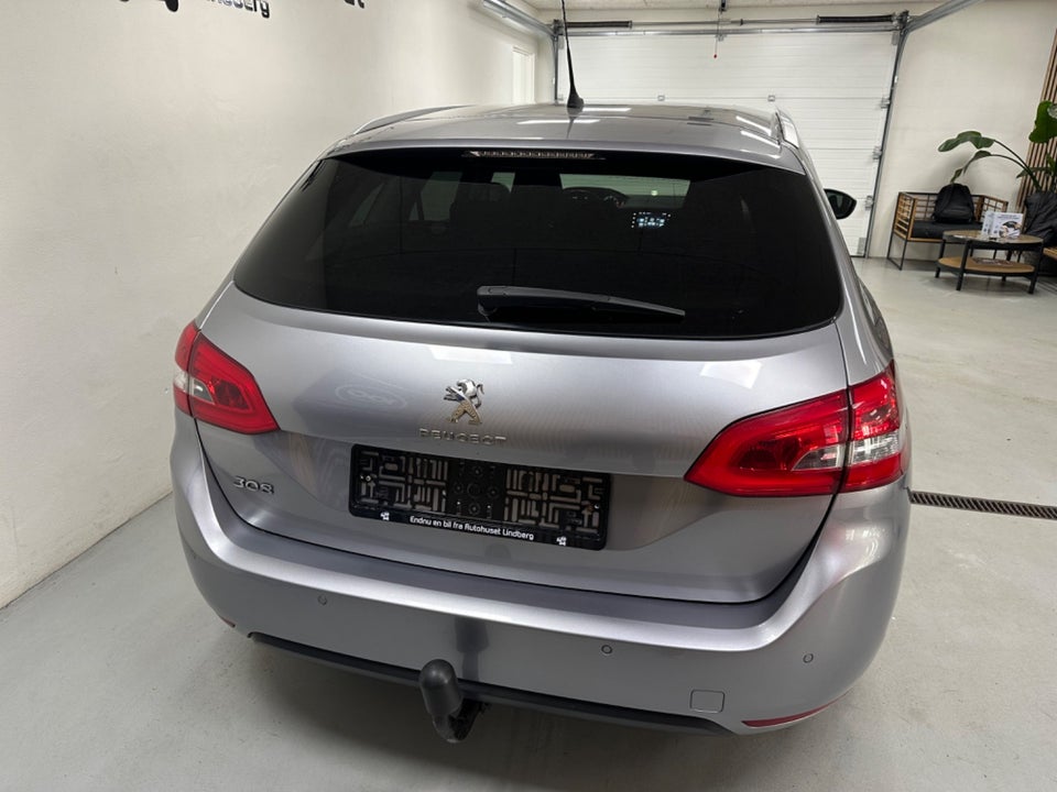 Peugeot 308 1,6 BlueHDi 120 Strike SW 5d