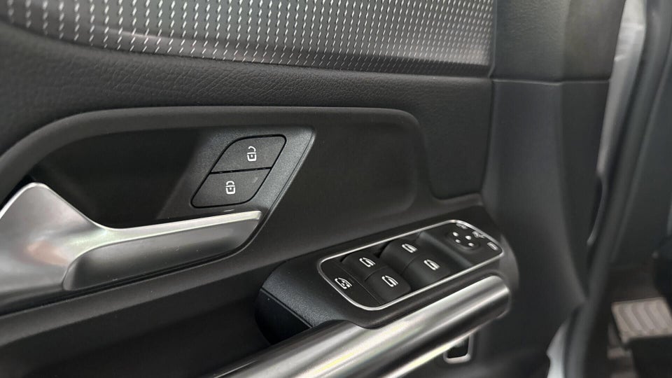 Mercedes EQA250 Progressive 5d