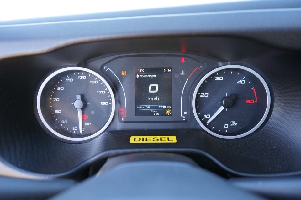 Iveco Daily 2,3 35S14 Alukasse m/lift