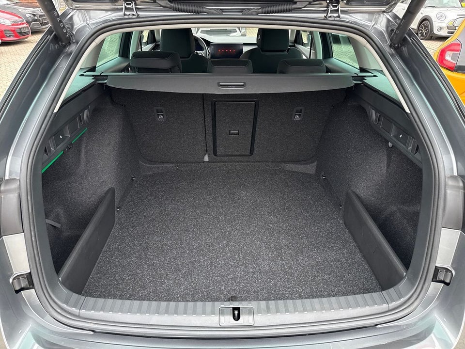 Skoda Octavia 1,5 eTSi 150 Style Combi DSG 5d