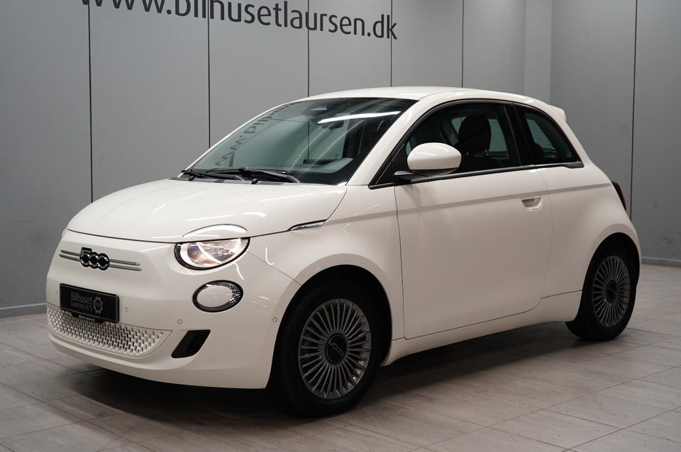 Fiat 500e 42 Icon 3d